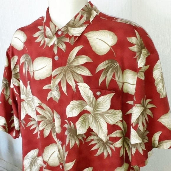 Pierre Cardin • Red/Cream Floral Printed Hawaiian Style Button-Up Shirt Men's M - Picture 3 of 7